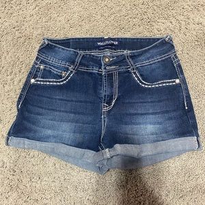 Wallflower shorts Size 1 with bling pockets